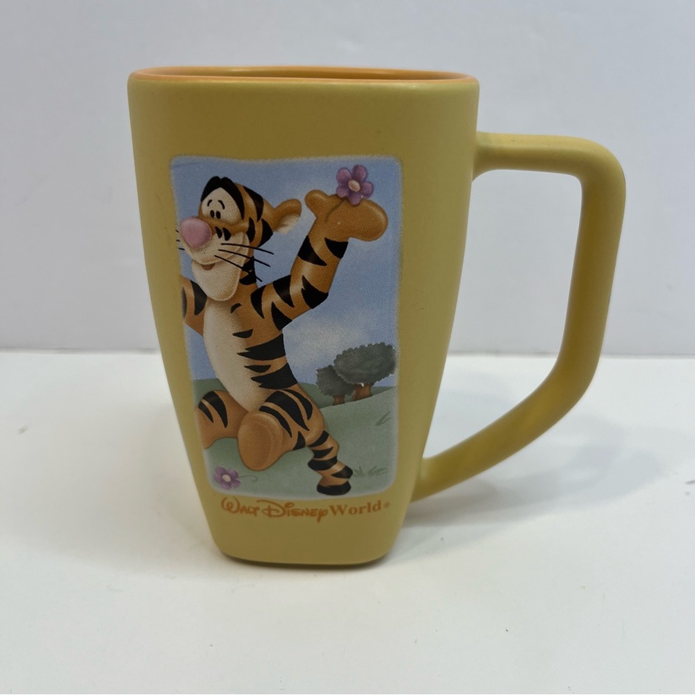 DISNEY parks tiger coffee OR TEA mug Winnie the Pooh